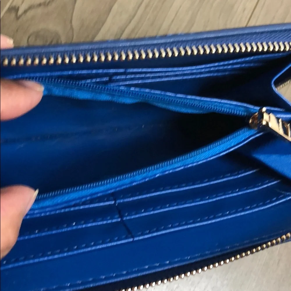 BeBe Clutch Zipper Wallet